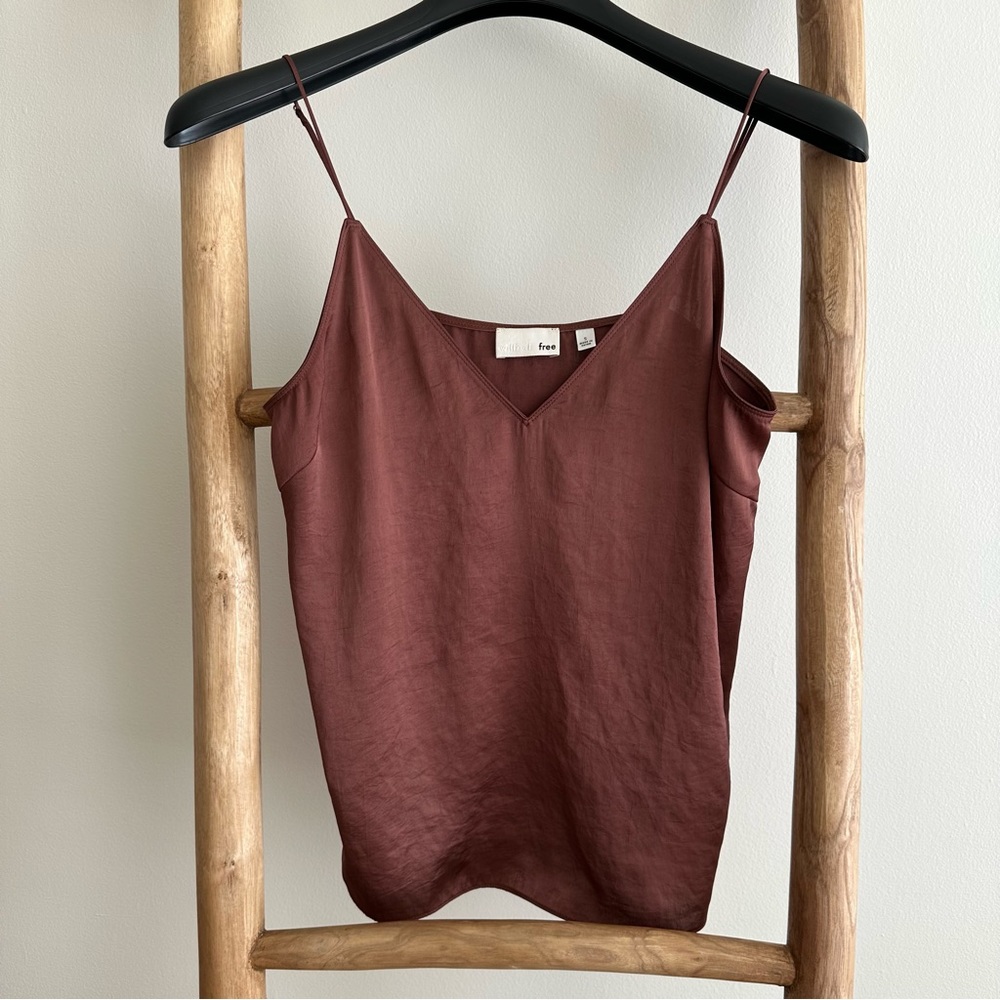 Wilfred (Aritzia) Silky Tank